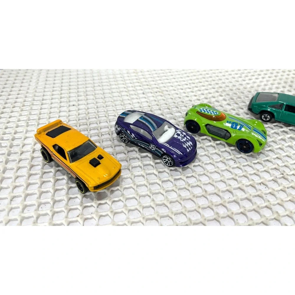 Mattel Diecast Toy Cars‎ Lot of 6 Collectible Vehicles Play or Display